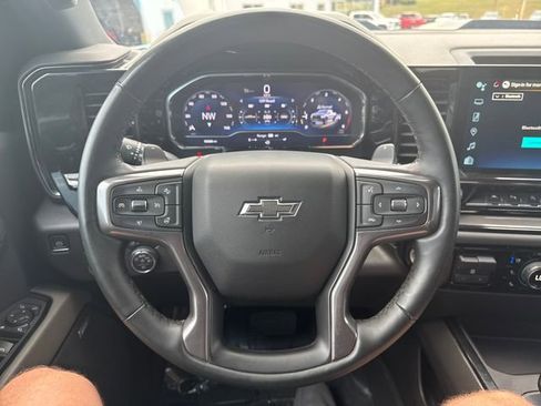 Certified 2024 Chevrolet Silverado 1500 ZR2 image 21