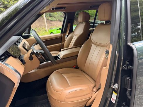 Used 2024 Land Rover Range Rover SE AWD/4WD image 12