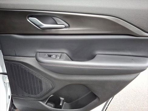 Certified 2023 Jeep Grand Cherokee Laredo image 14