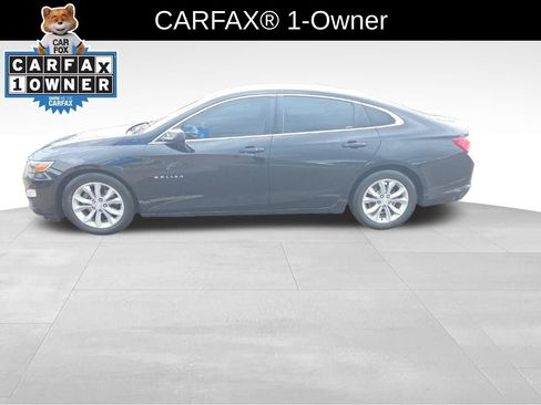 Used 2019 Chevrolet Malibu Hybrid w/ Leather Package FWD image 4
