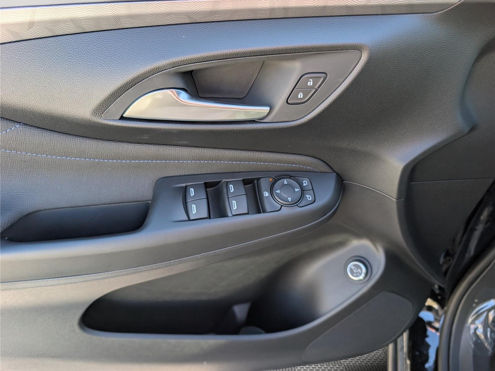 New 2026 Buick Envista Sport Touring w/ Convenience I Package FWD image 16