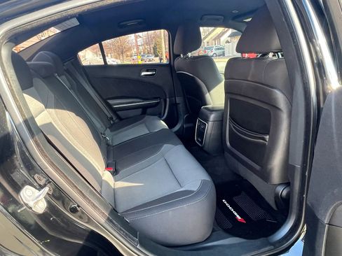 Used 2018 Dodge Charger SXT Plus image 28