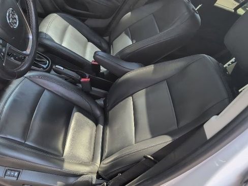 Used 2019 Buick Encore Essence AWD/4WD image 21