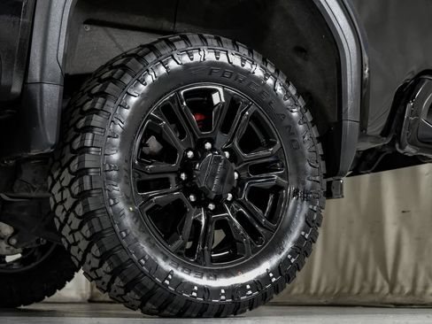 Used 2023 GMC Sierra 3500 Denali w/ Denali Black Diamond Edition AWD/4WD image 58