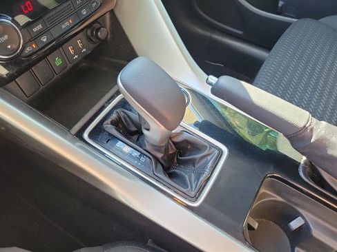 Used 2022 Mitsubishi Eclipse Cross LE image 50