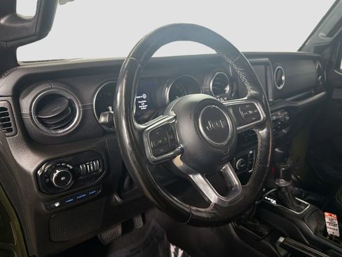 Used 2021 Jeep Wrangler Unlimited Sahara w/ Cold Weather Group AWD/4WD image 12