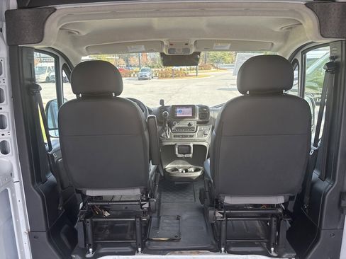 Used 2025 RAM ProMaster 2500 w/ Convenience Group image 18