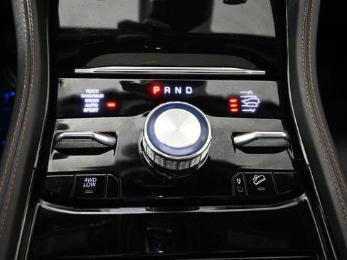 Used 2022 Jeep Grand Cherokee Summit 4xe AWD/4WD image 35