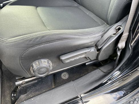 Used 2021 Jeep Wrangler Unlimited Sport image 11