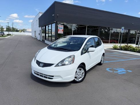 Used 2013 Honda Fit image 1