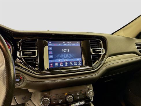 Used 2022 Dodge Durango SXT w/ Anodized Platinum Package image 14