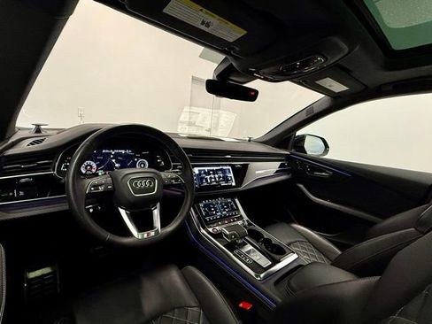 Used 2024 Audi SQ8 Prestige w/ Prestige Package image 32