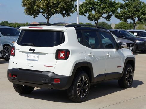 Used 2023 Jeep Renegade Trailhawk image 6