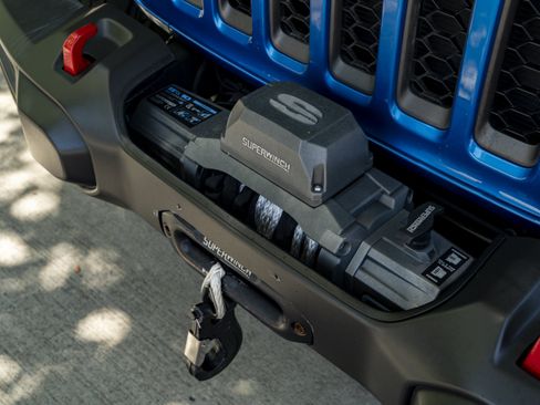 Used 2021 Jeep Gladiator Rubicon AWD/4WD image 16