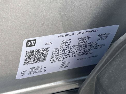 Used 2025 Chevrolet Trax RS w/ Driver Confidence Package FWD image 37