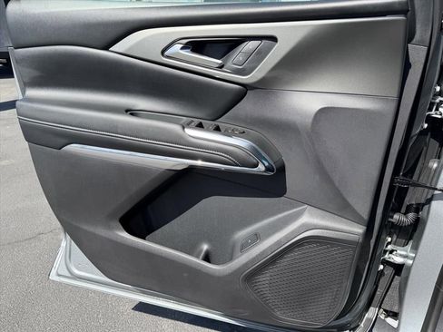 New 2026 Chevrolet Traverse LT FWD image 9