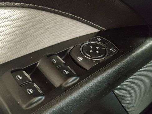 Used 2020 Ford Fusion SE w/ Equipment Group 151A image 27