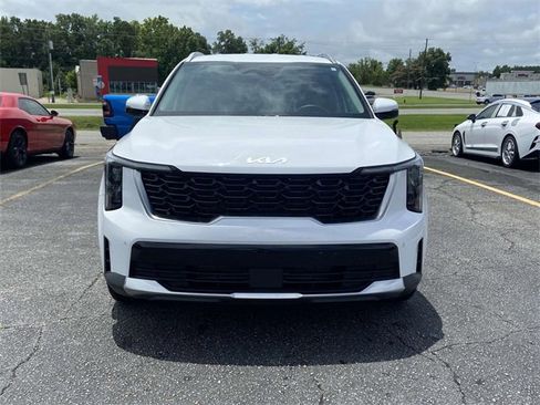New 2025 Kia Sorento S image 6