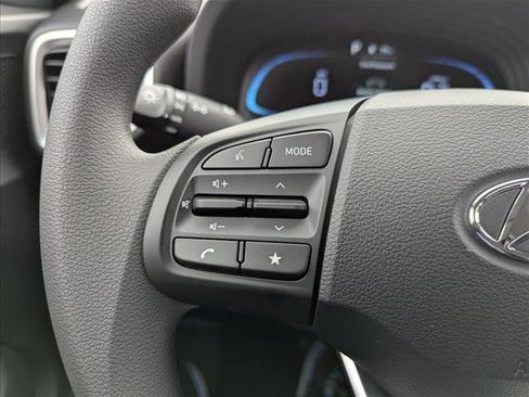 New 2026 Hyundai Venue SE FWD image 13