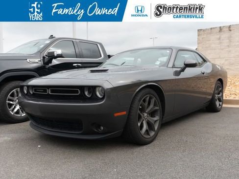 Used 2018 Dodge Challenger SXT Plus RWD image 1