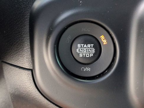 Used 2021 Jeep Wrangler Unlimited Sport AWD/4WD image 31