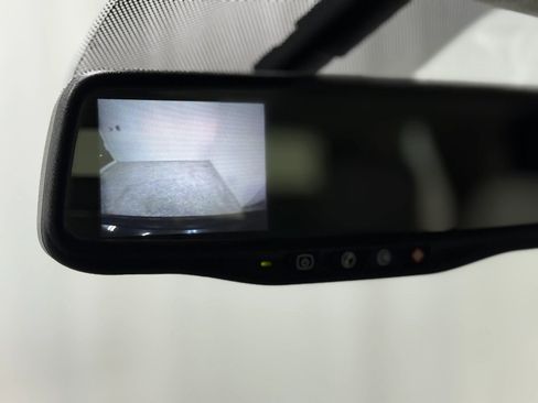 Used 2011 GMC Yukon SLT w/ Regional Value Package image 18