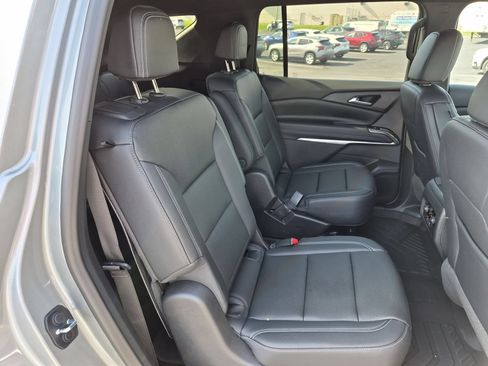 Certified 2026 Chevrolet Traverse LT w/ Midnight/Sport Edition AWD/4WD image 27