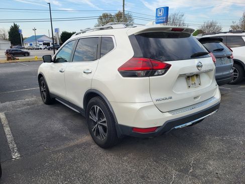 Used 2020 Nissan Rogue SV w/ Sun & Sound Touring Package image 6