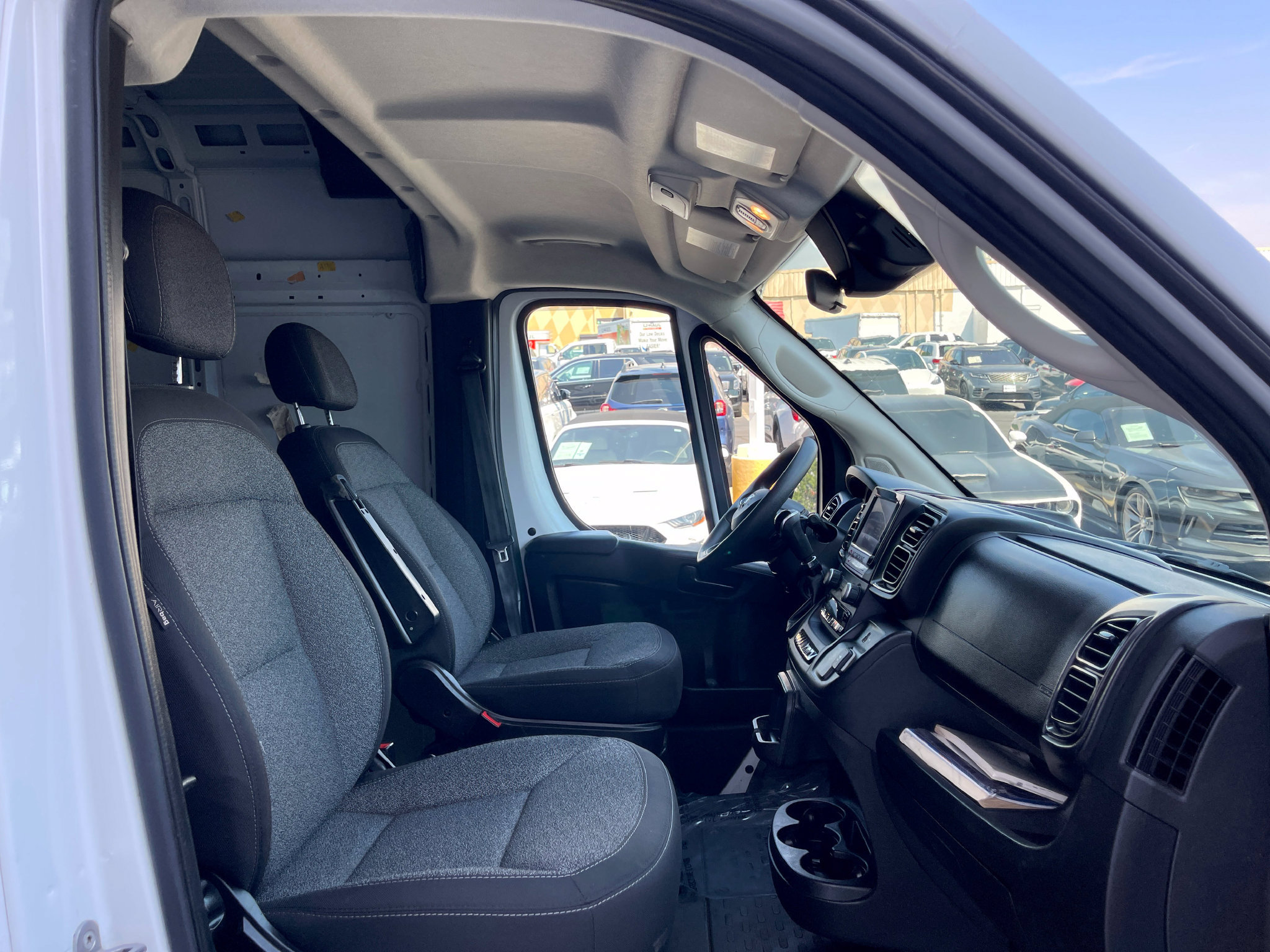 Used 2023 RAM ProMaster 2500 FWD image 27