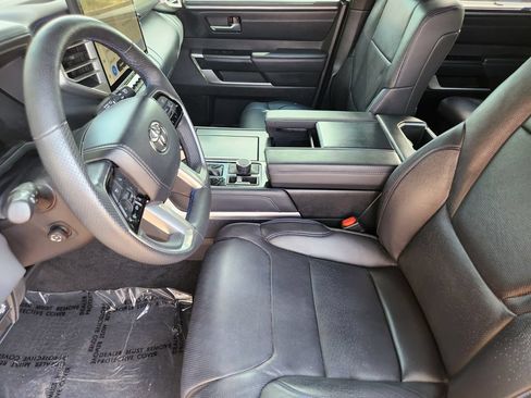 Used 2023 Toyota Sequoia Platinum AWD/4WD image 4