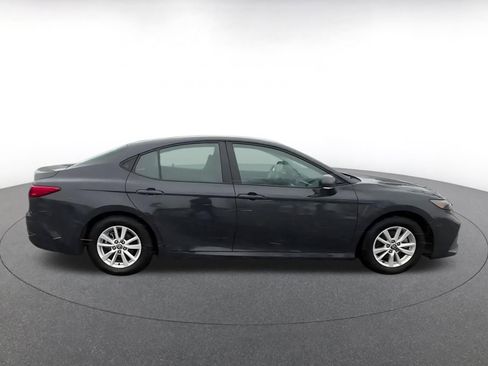 Used 2025 Toyota Camry LE image 16