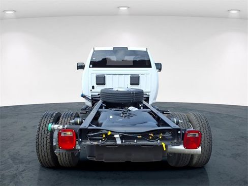 New 2026 RAM 5500 Tradesman w/ Chrome Appearance Group image 6
