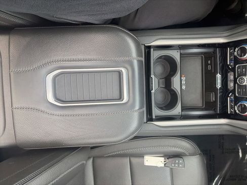 Used 2021 GMC Yukon XL Denali AWD/4WD image 36