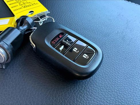 Used 2025 Honda Pilot EX-L image 14