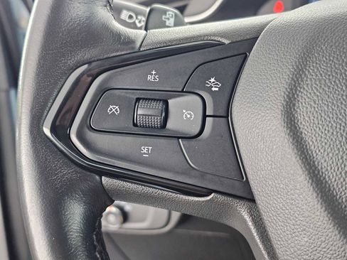 Used 2023 Chevrolet Bolt EUV Premier w/ Sun & Sound Package image 26