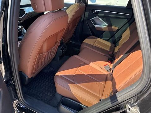 Used 2020 Audi Q3 2.0T Premium w/ Convenience Package image 6