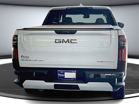New 2025 GMC Sierra EV Denali image 4