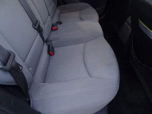 Used 2014 Hyundai Elantra SE image 9