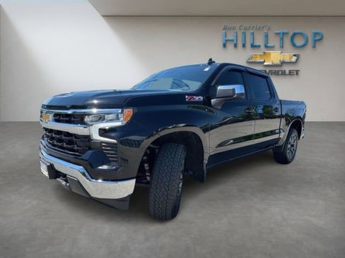 Used 2023 Chevrolet Silverado 1500 LT w/ Z71 Off-Road Package AWD/4WD image 14
