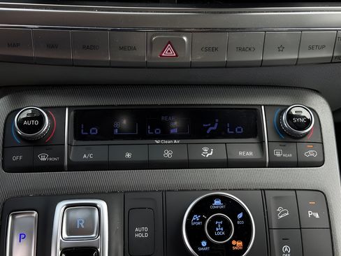 Used 2021 Hyundai Palisade SEL w/ Premium Package AWD/4WD image 32