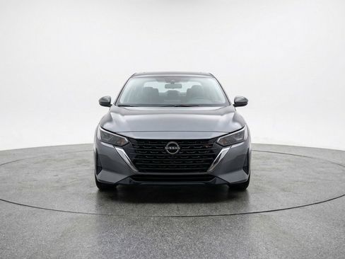 Used 2025 Nissan Sentra SV FWD image 2