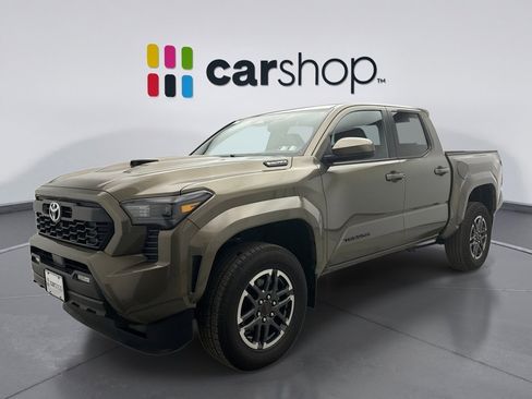 Used 2024 Toyota Tacoma TRD Sport image 1