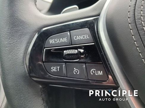 New 2023 BMW 530i w/ Convenience Package image 24