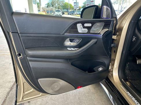 Used 2021 Mercedes-Benz Maybach GLS 600 4MATIC image 51