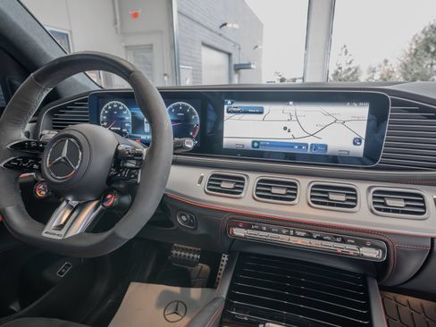 Certified 2024 Mercedes-Benz GLE 63 AMG S image 19