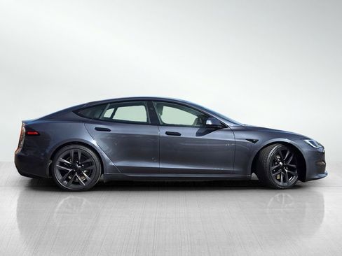 Used 2023 Tesla Model S Standard Range image 3