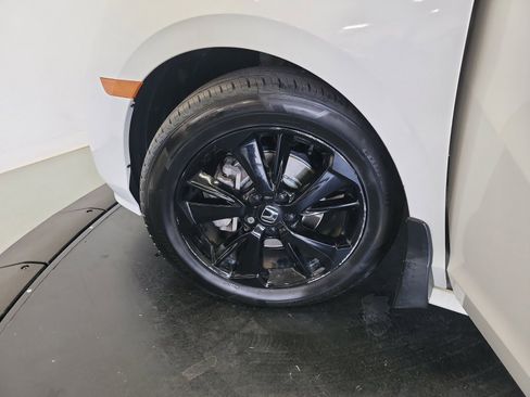 Certified 2023 Honda Odyssey Sport image 30