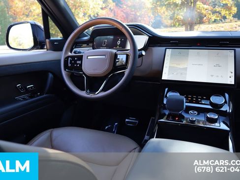 Used 2023 Land Rover Range Rover Sport SE Dynamic image 27