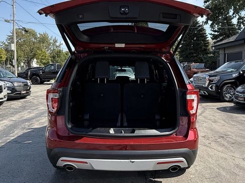 Used 2016 Ford Explorer Limited image 10