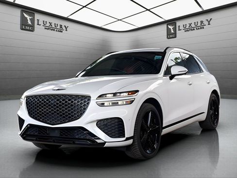 Used 2023 Genesis GV70 2.5T w/ Sport Prestige Package AWD/4WD image 4